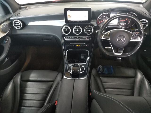 2016 Mercedes-Benz GLC GLC250 4MATIC 4WD auction photo 3