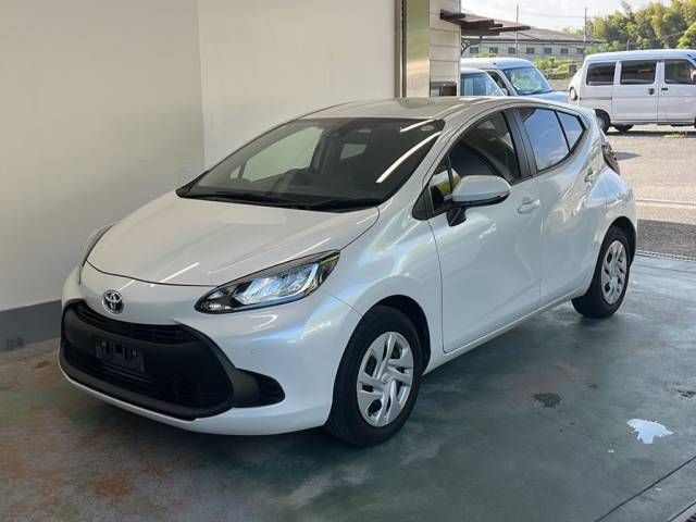 Japan Auction Vehicles 10 2022 Toyota Aqua X auction photo