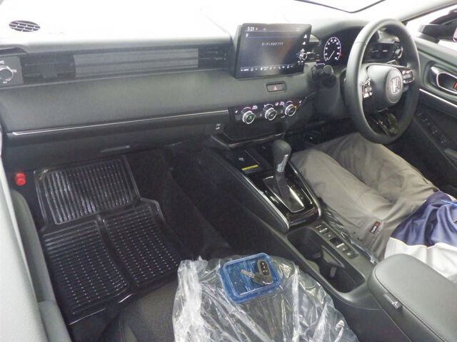 2026 Honda Vezel HV E:HEV Z auction photo 3