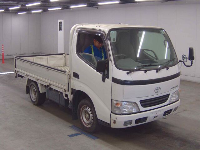 Japan Auction Vehicles 8 2005 Toyota Dyna ベースグレード auction photo