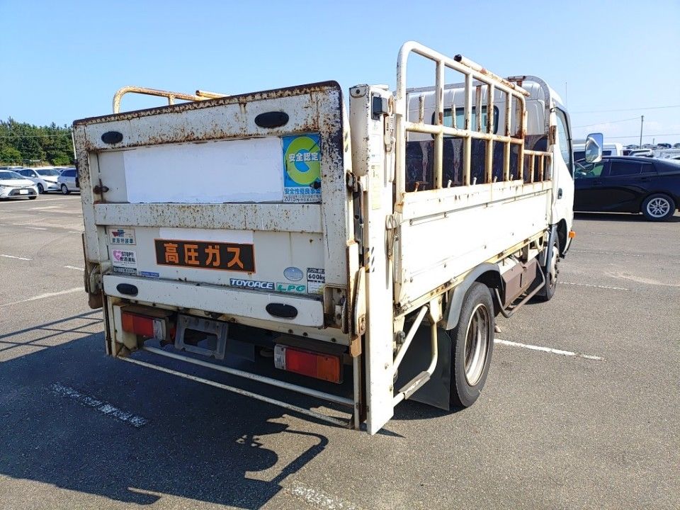 2010 Toyota Toyoace auction photo 2