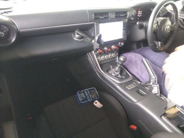 2024 Toyota GR86 SZ auction photo 3