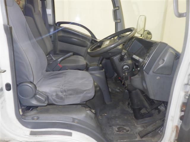 2009 Isuzu Elf シャーシ auction photo 5