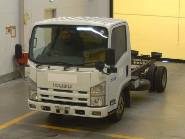 2009 Isuzu Elf シャーシ Japan auction vehicle