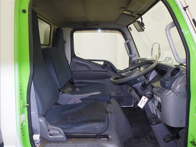 2012 Mitsubishi Fuso Canter Refrigerated and frozen trucks auction photo 6