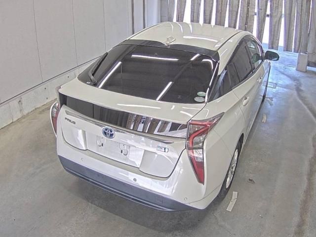 2016 Toyota Prius A auction photo 5