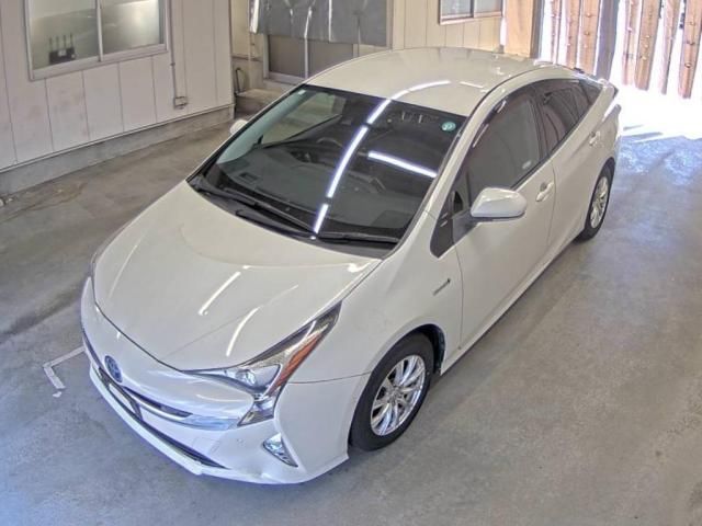 2016 Toyota Prius A auction photo 4