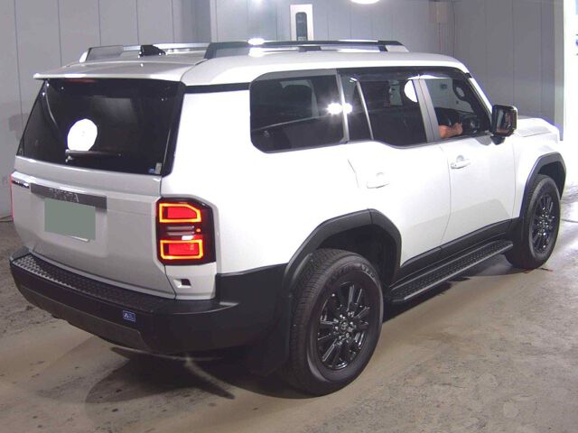2025 Toyota Land Cruiser 250 VX 4WD auction photo 5