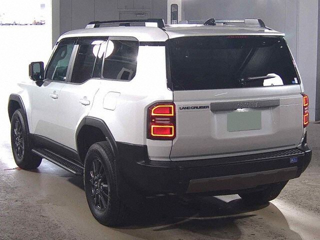 2025 Toyota Land Cruiser 250 VX 4WD auction photo 2