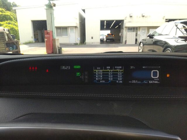 2022 Toyota Prius PHEV S GR Sport auction photo 6