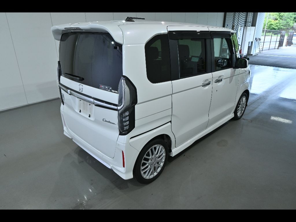 2021 Honda N-BOX カスタムLターボ auction photo 2