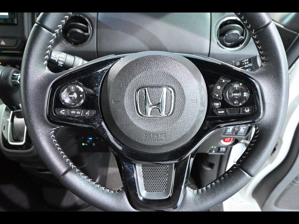 2021 Honda N-BOX カスタムLターボ auction photo 10