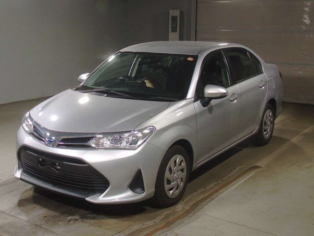 Japan Auction Vehicles 4 2021 Toyota Corolla Axio Hybrid EX auction photo