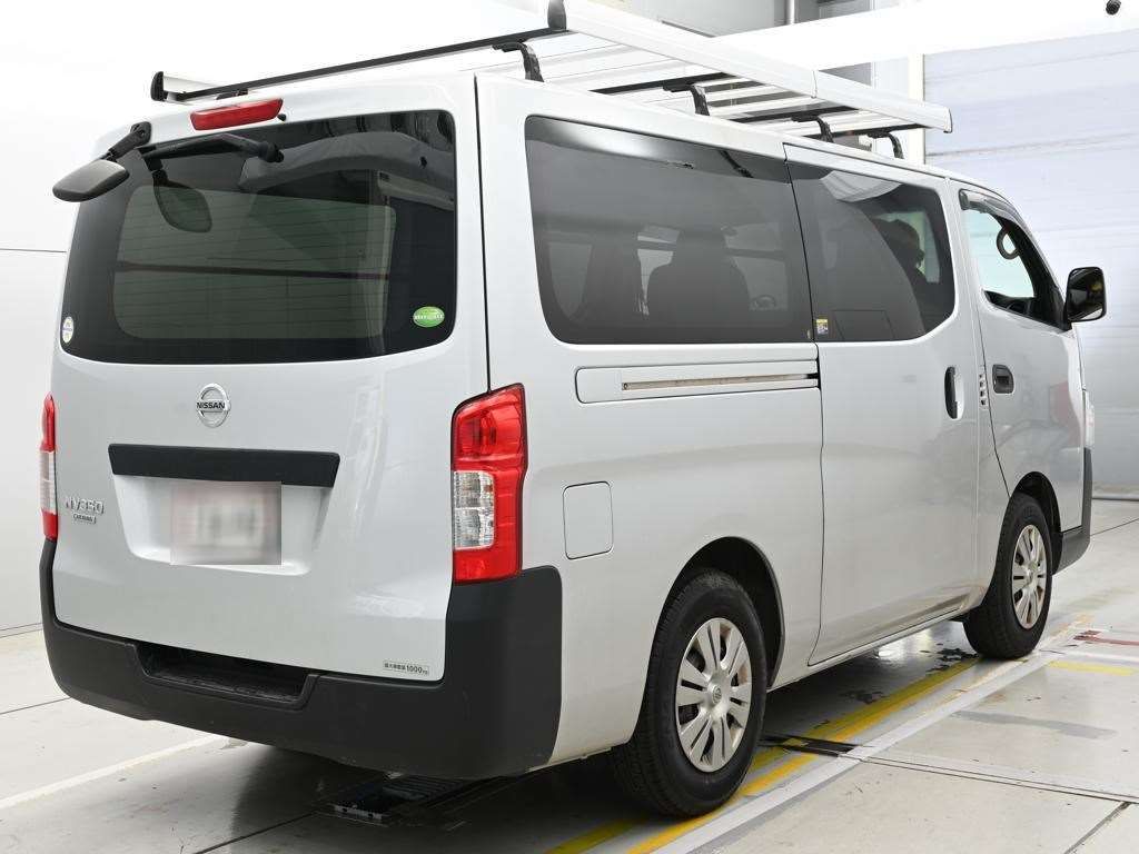 2018 Nissan NV350 Caravan DX テイショウ 4WD auction photo 2