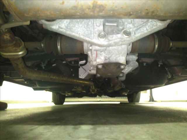 2015 Toyota Vitz 4WD auction photo 8