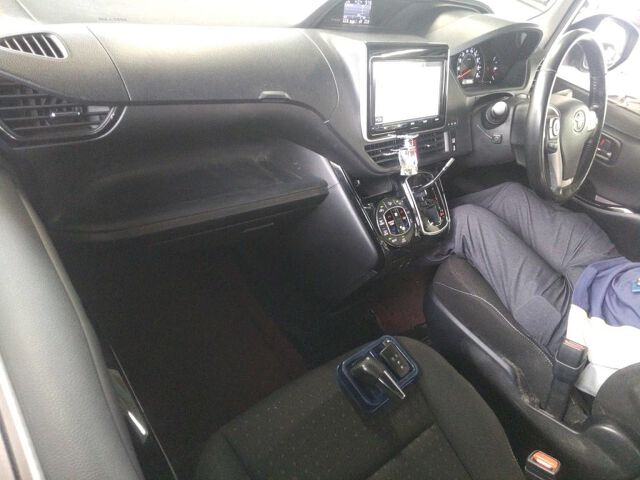 2017 Toyota Noah G auction photo 3