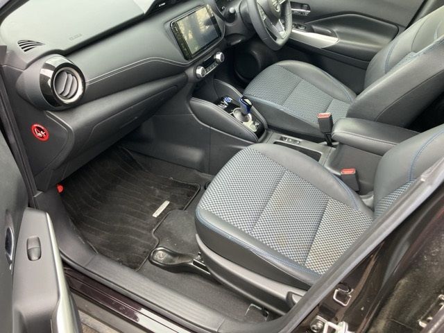 2021 Nissan Kicks X auction photo 9