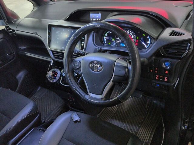 2020 Toyota Noah HV SI WXB2 auction photo 3