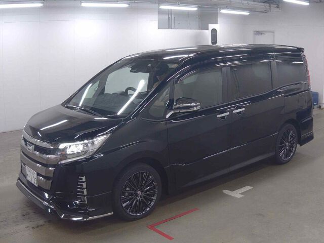 2020 Toyota Noah HV SI WXB2 auction photo 4