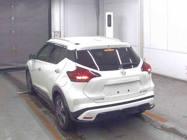 2021 Nissan Kicks X auction photo 2