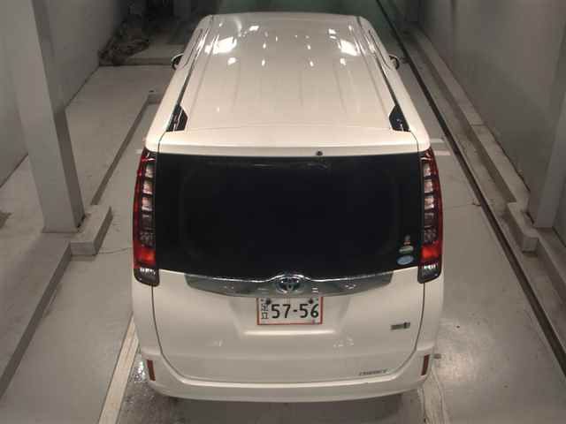 2016 Toyota Noah Hybrid G auction photo 7