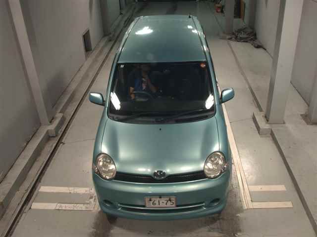 2004 Toyota Sienta G auction photo 6