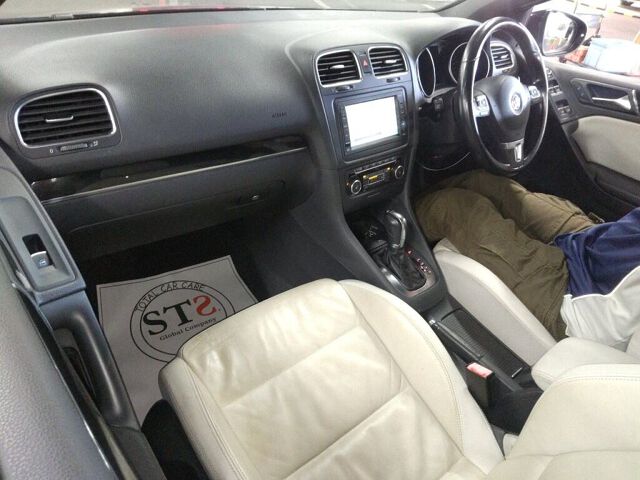 2012 Volkswagen ゴルフカブリオレ auction photo 3
