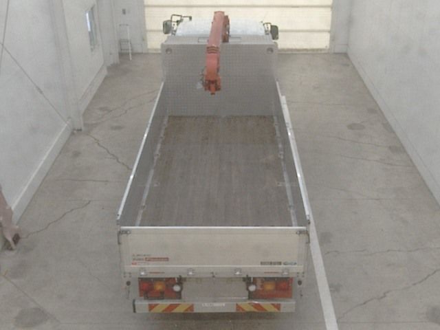 2019 Mitsubishi Fuso Fighter With crane auction photo 3