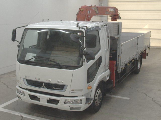 Japan Auction Vehicles 10 2019 Mitsubishi Fuso Fighter With crane auction photo