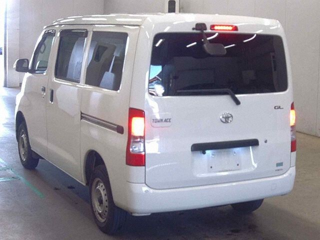 2023 Toyota TownAce Van GL auction photo 2