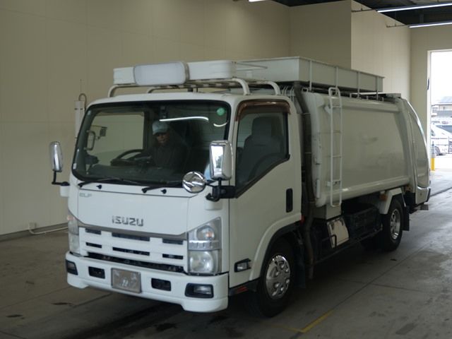 2012 Isuzu Elf Jinkai Japan auction vehicle
