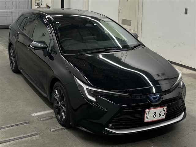 Japan Auction Vehicles 10 2023 Toyota Corolla Touring ハイブリッドダブルバイビー auction photo