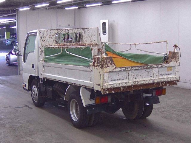 2013 Isuzu Elf dump auction photo 2