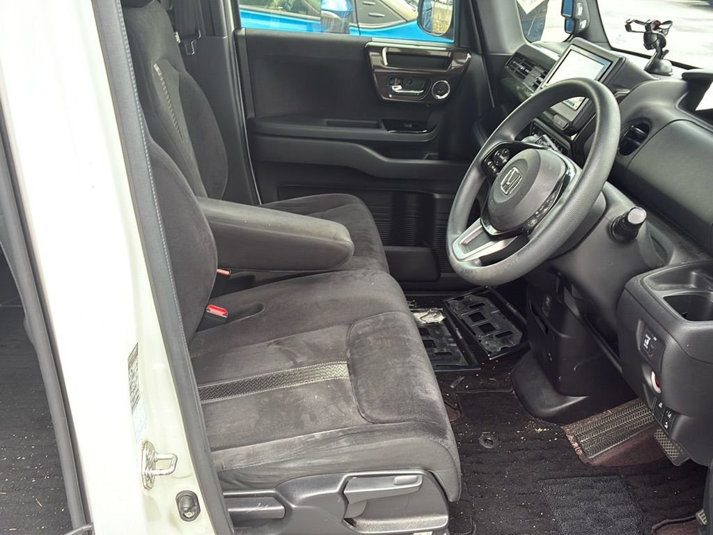 2020 Honda N-BOX カスタムG Lホンダセンシング auction photo 6