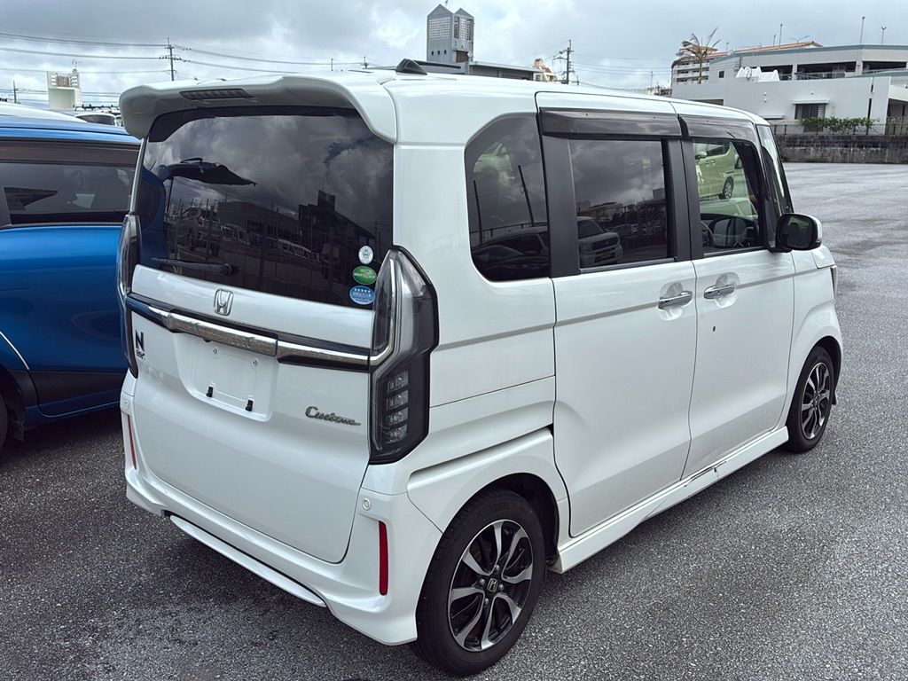 2020 Honda N-BOX カスタムG Lホンダセンシング auction photo 2