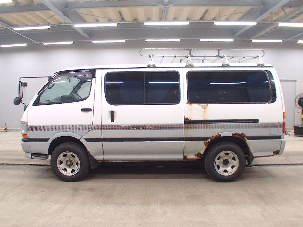 1996 Toyota Hiace スーパーGL 4WD auction photo 4