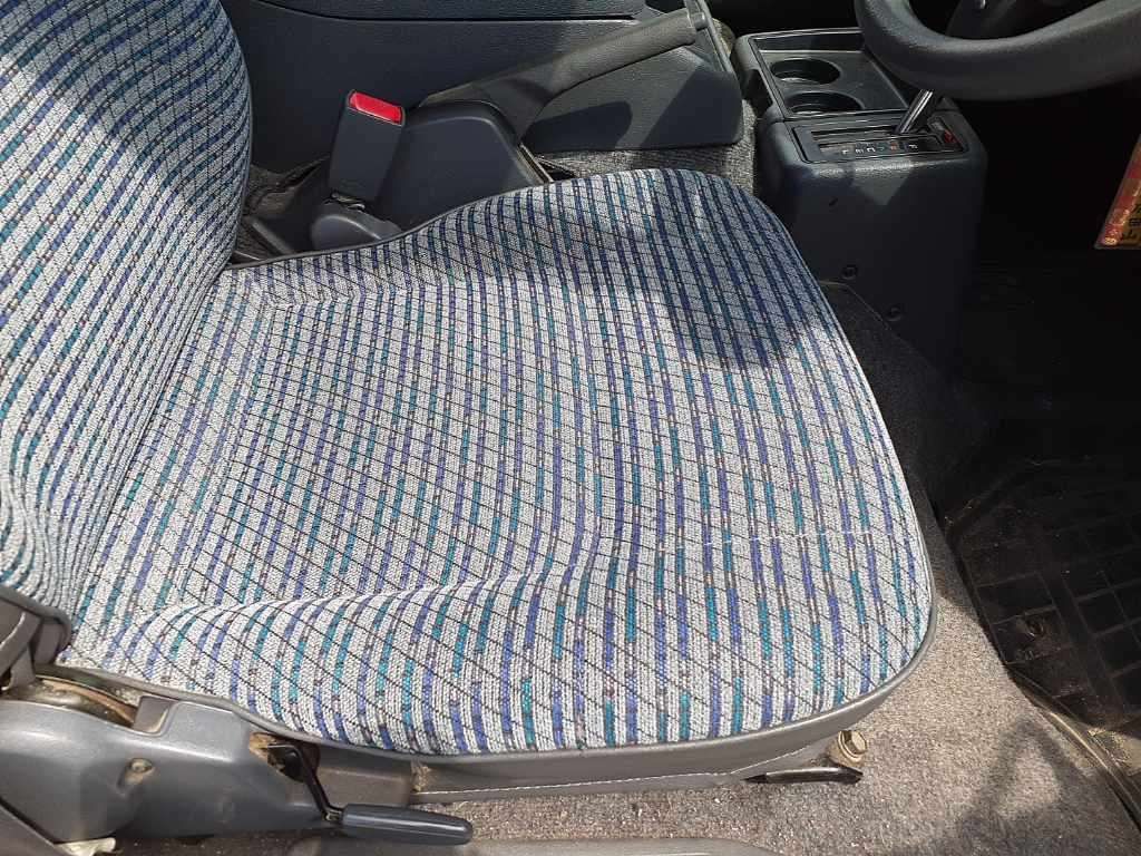 1996 Toyota Hiace スーパーGL 4WD auction photo 8