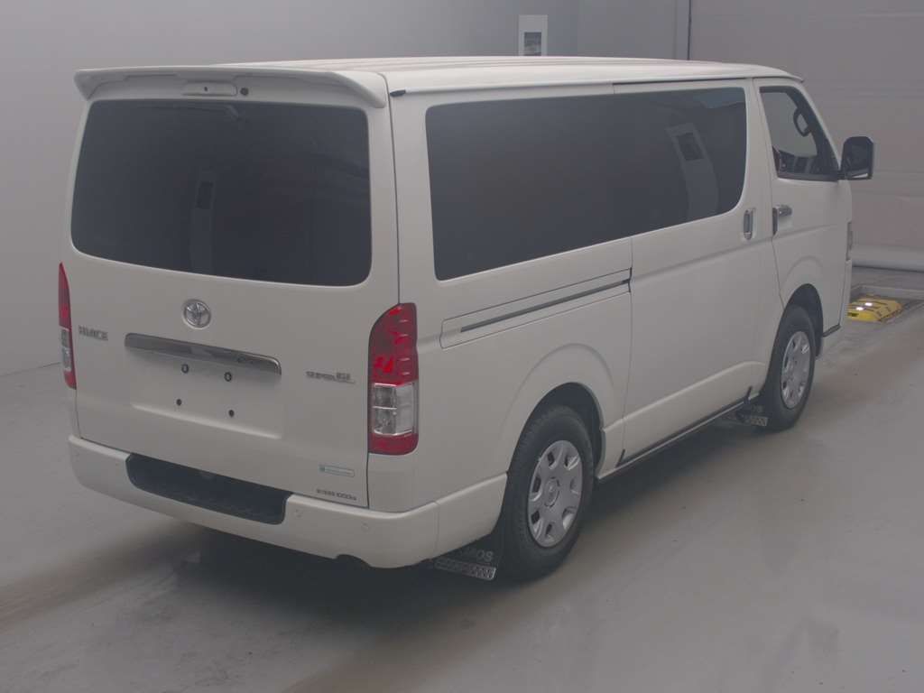 2022 Toyota Hiace スーパーGL ダークプライ 4WD auction photo 2