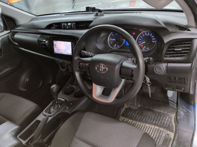 2018 Toyota Hilux X 4WD auction photo 6