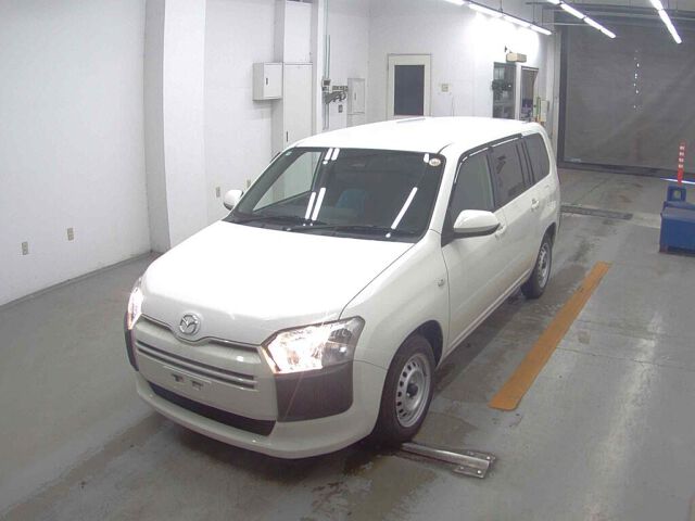 2021 Mazda ファミリアバン GX auction photo 4