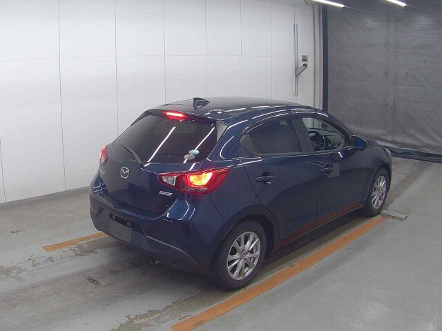 2017 Mazda Demio 13S auction photo 5