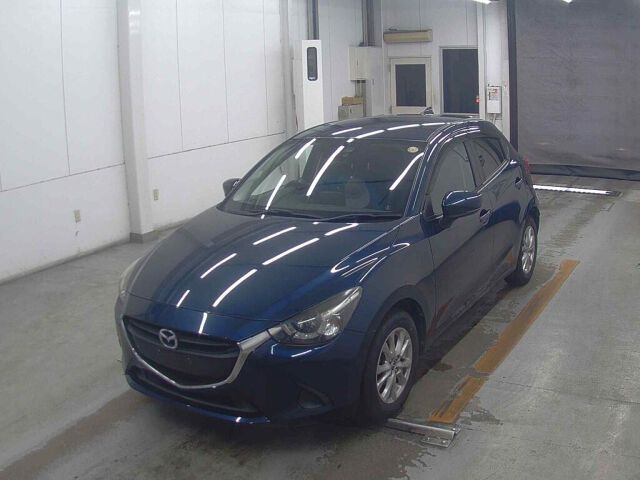 2017 Mazda Demio 13S auction photo 4