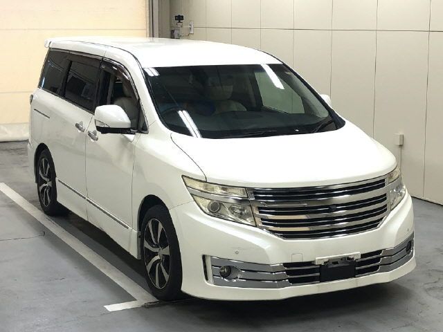 2010 Nissan Elgrand ライダー Japan auction vehicle