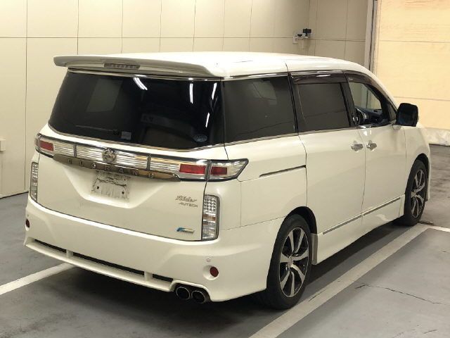 2010 Nissan Elgrand ライダー auction photo 4
