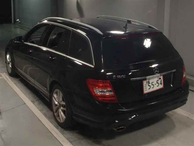 2014 Mercedes-Benz C-Class auction photo 2