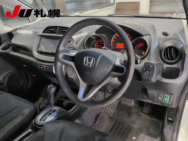 2012 Honda Fit 4WD 13G Smart Selection Fine Style auction photo 3