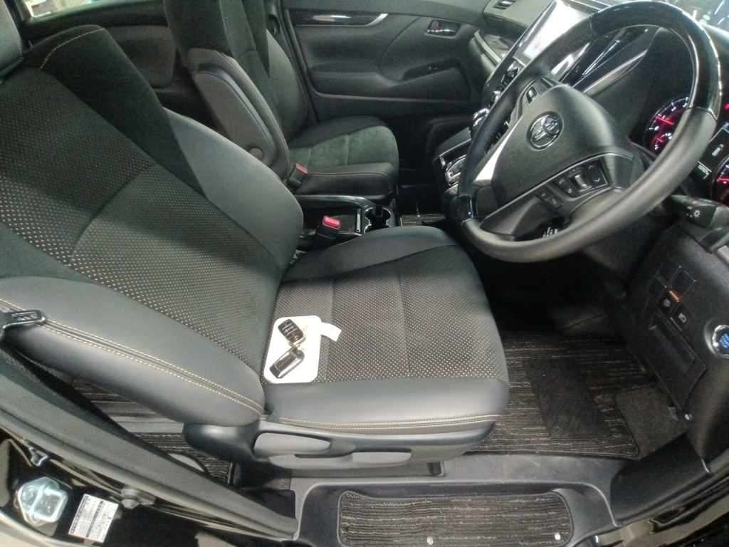 2021 Toyota Alphard 2.5S Type Gold auction photo 10