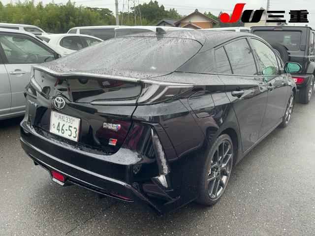 2022 Toyota Prius PHEV S GRスポーツ auction photo 6