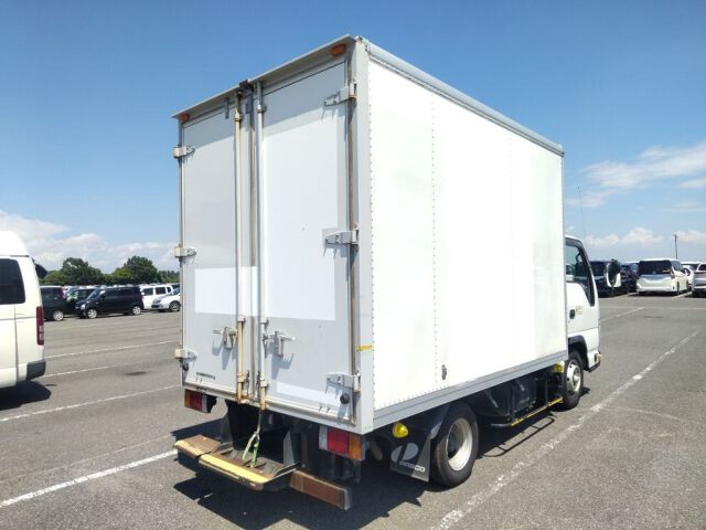 2016 Isuzu Elf Panel van auction photo 5