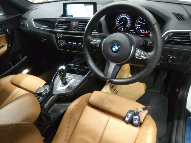 2017 BMW 1 Series 118IM Suho ED Shadow auction photo 3